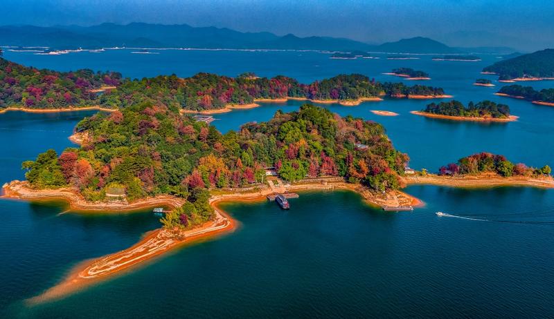 万绿湖：华南的璀璨明珠